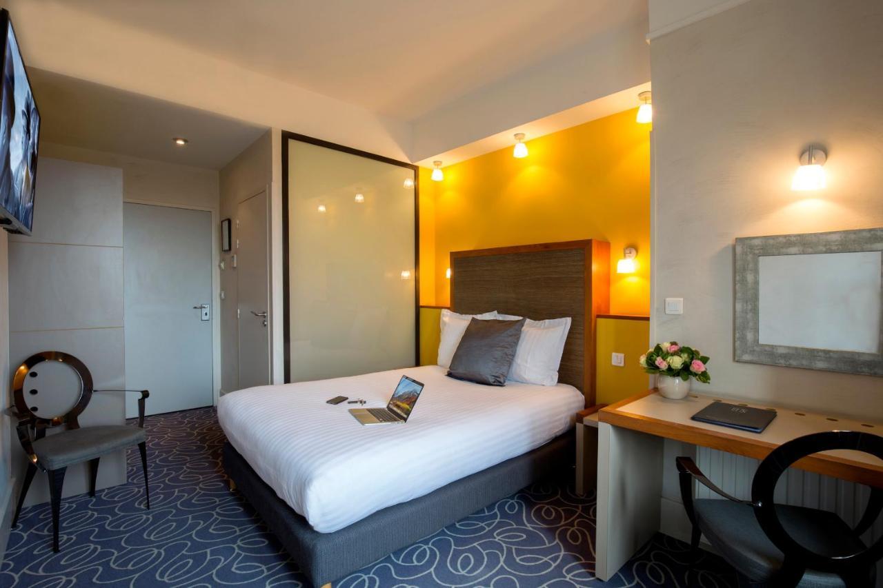 בורדו Hotel De Normandie מראה חיצוני תמונה